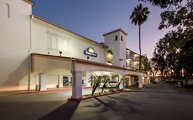 Days Inn By Wyndham Buena Park Anaheim